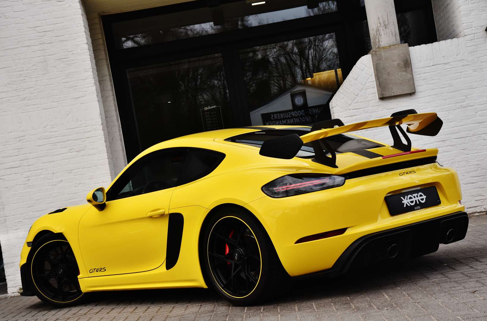 Porsche 718 GT4 RS - 9