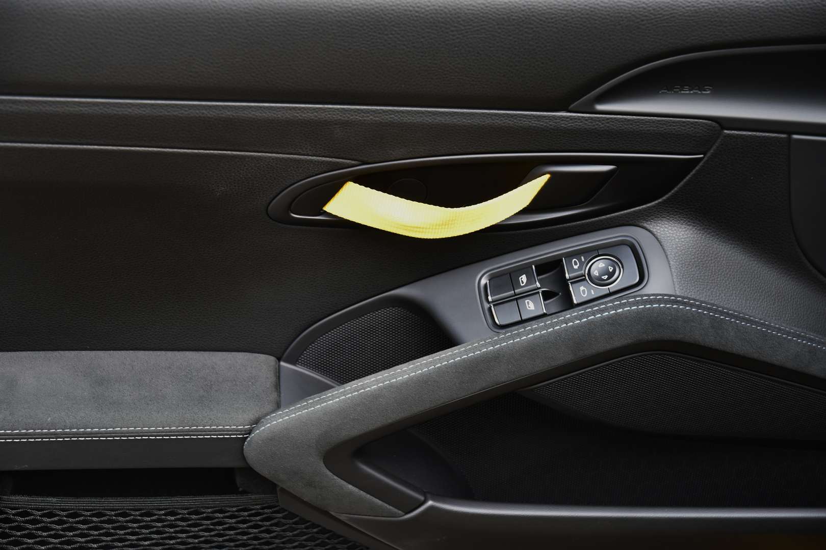 Porsche 718 GT4 RS - 24
