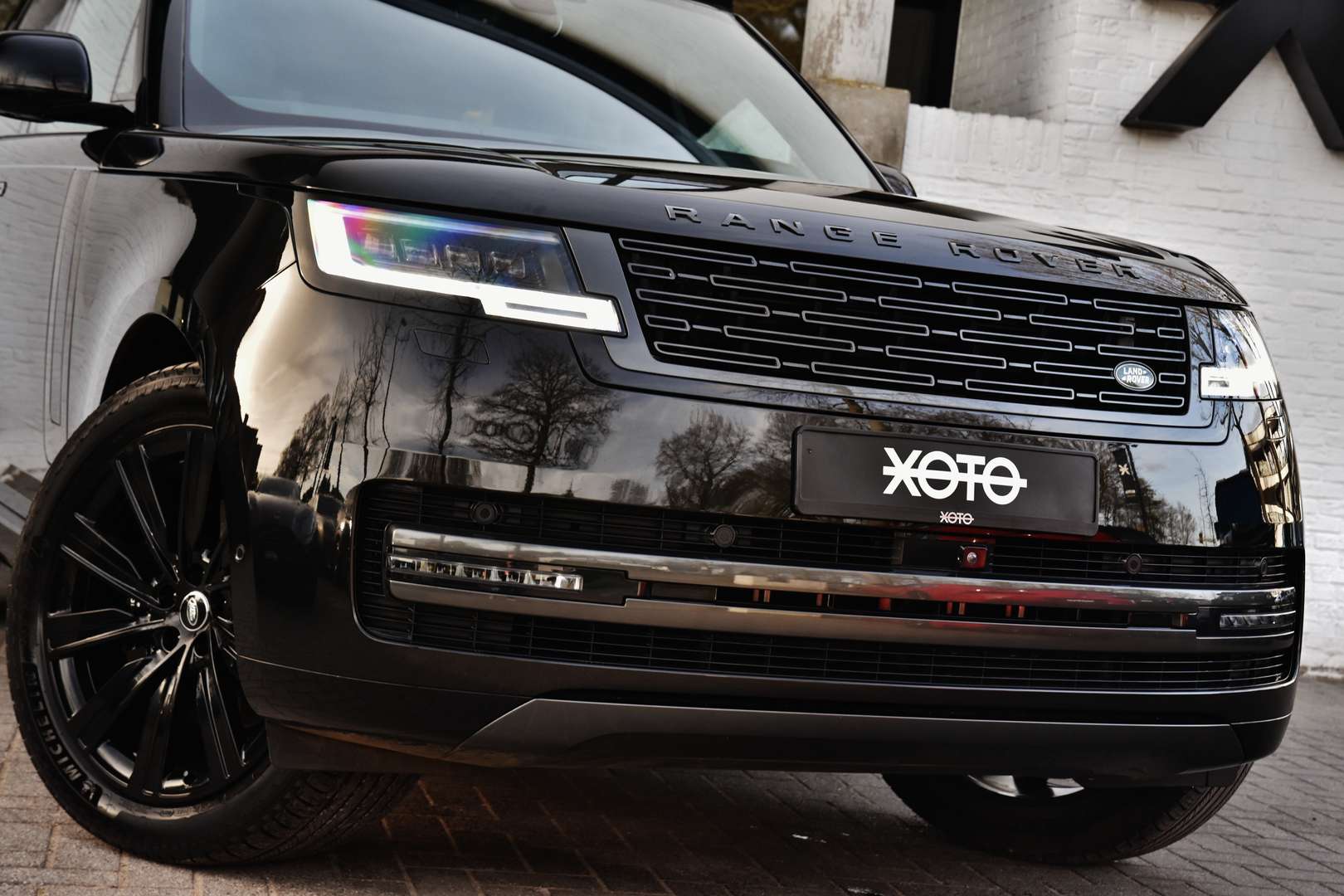 Land Rover Range Rover P460e - 10