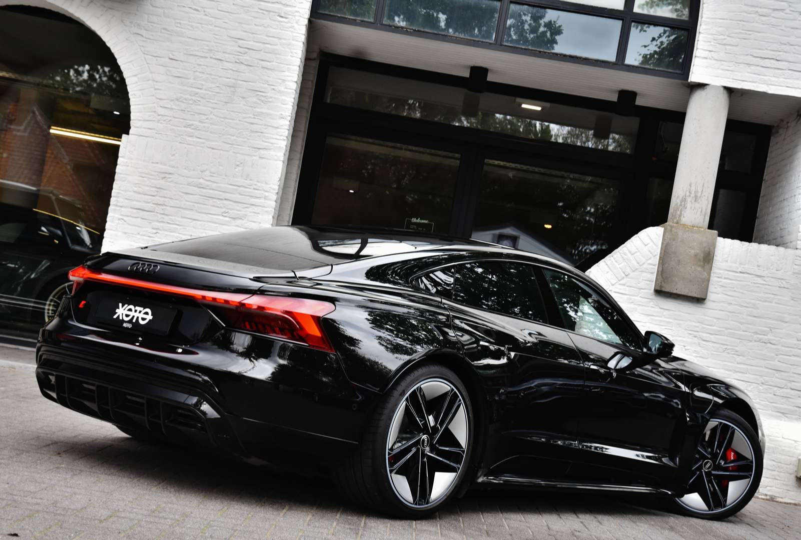 Audi e-tron GT - 7