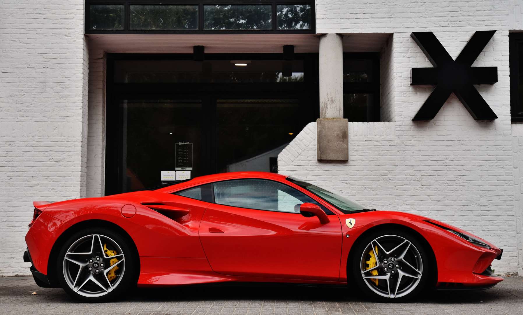 Ferrari F8 Tributo - 3