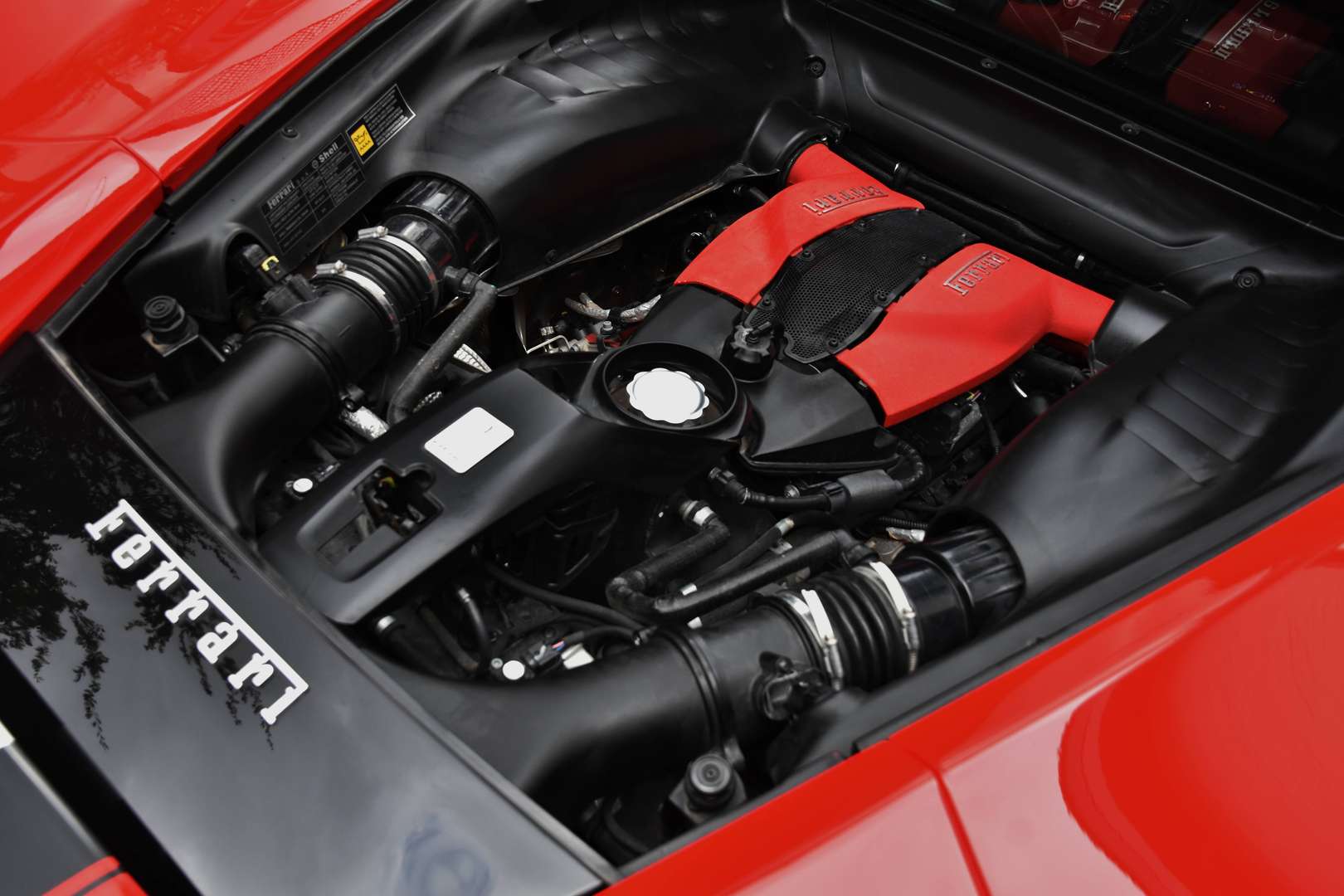 Ferrari F8 Tributo - 6