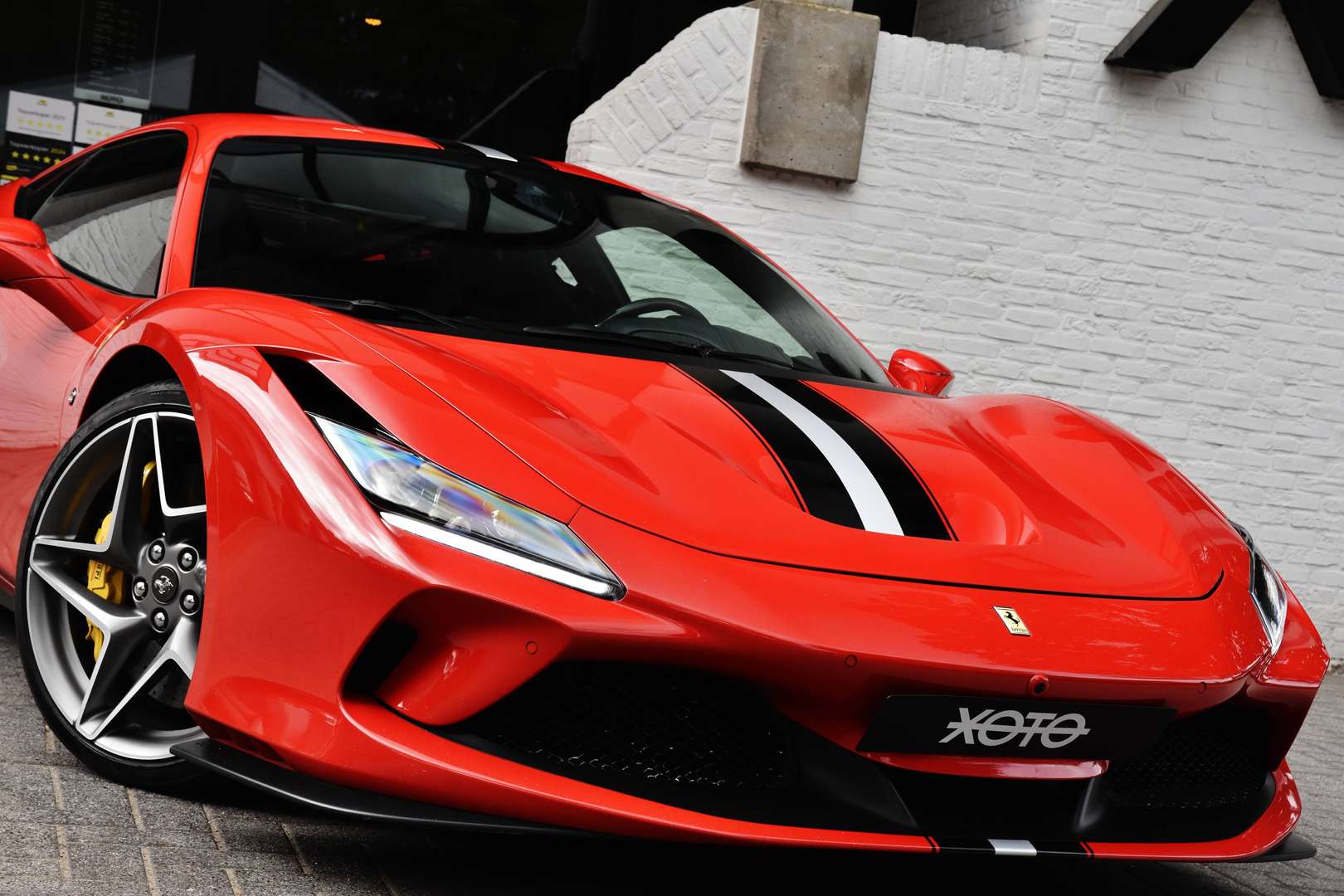 Ferrari F8 Tributo - 10