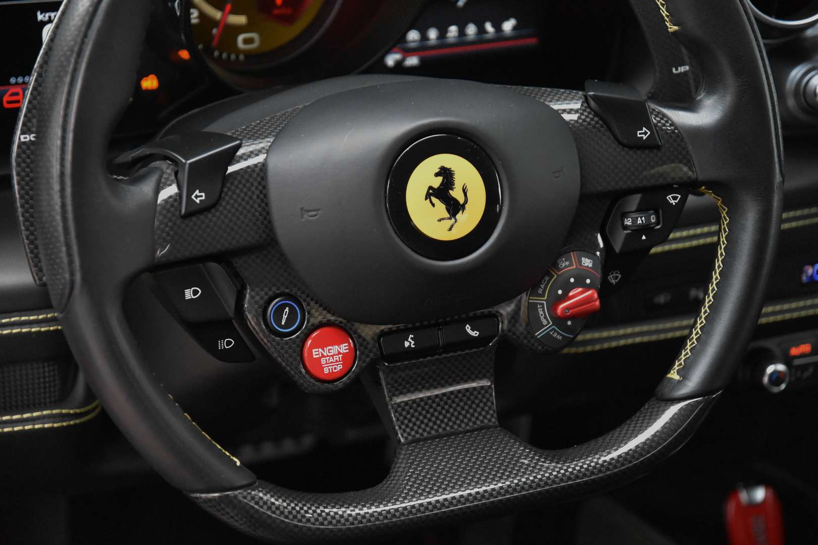 Ferrari F8 Tributo - 11