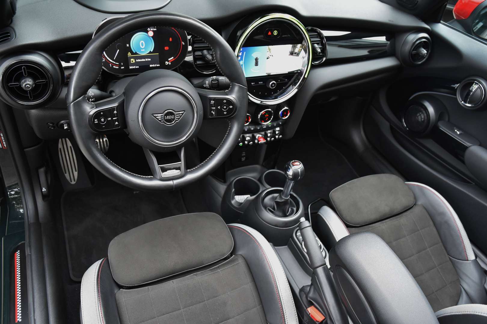MINI John Cooper Works Cabrio - 4