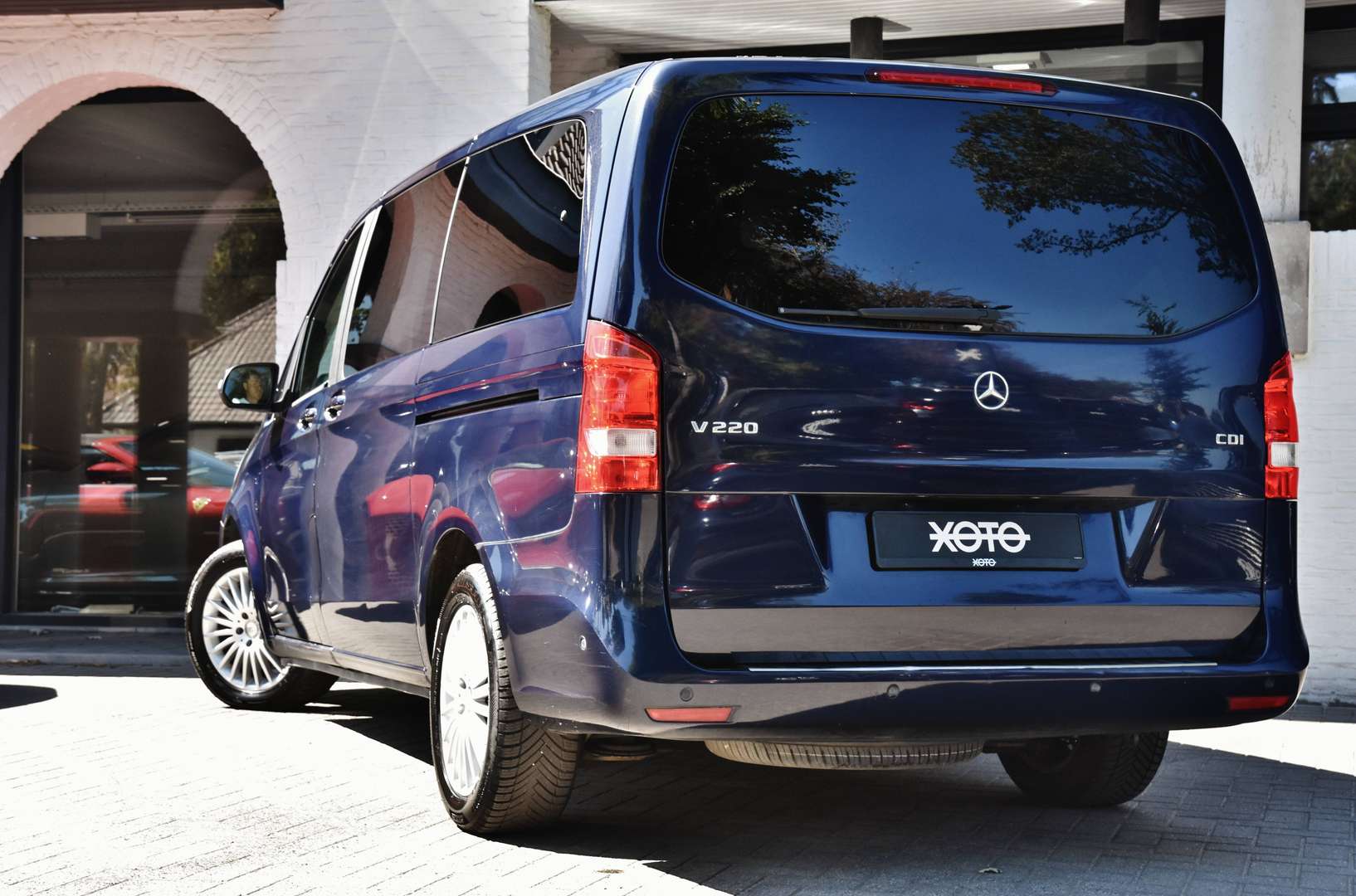 Mercedes-Benz V 220 - 16