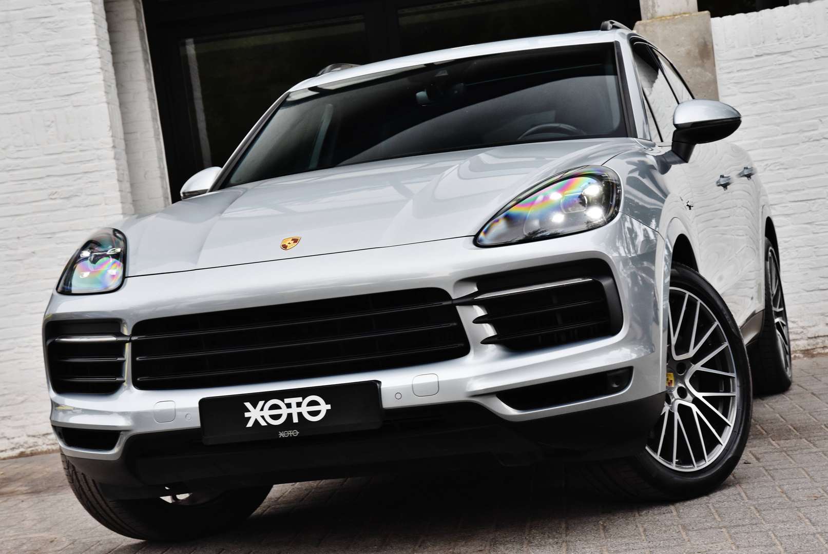 Porsche Cayenne - 1