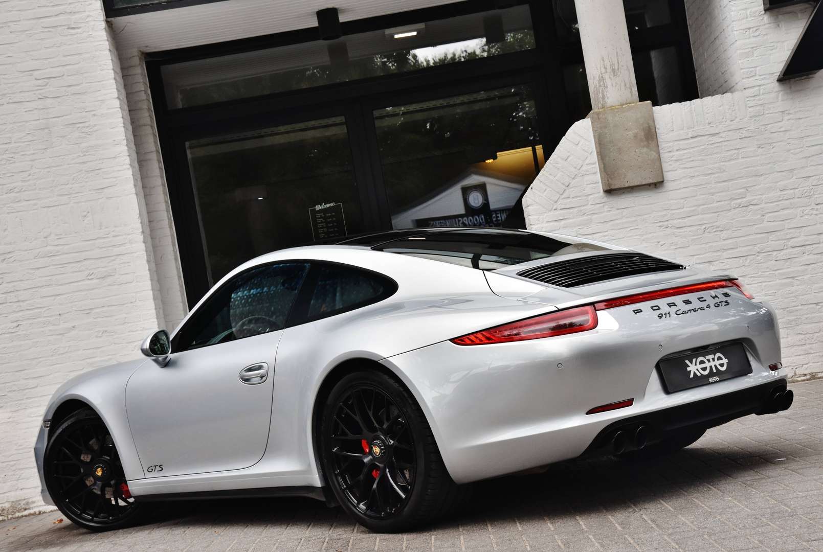 Porsche 911 - 9