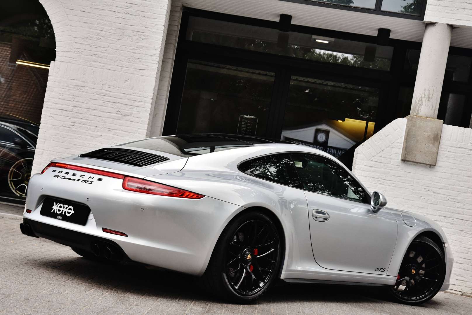 Porsche 911 - 8
