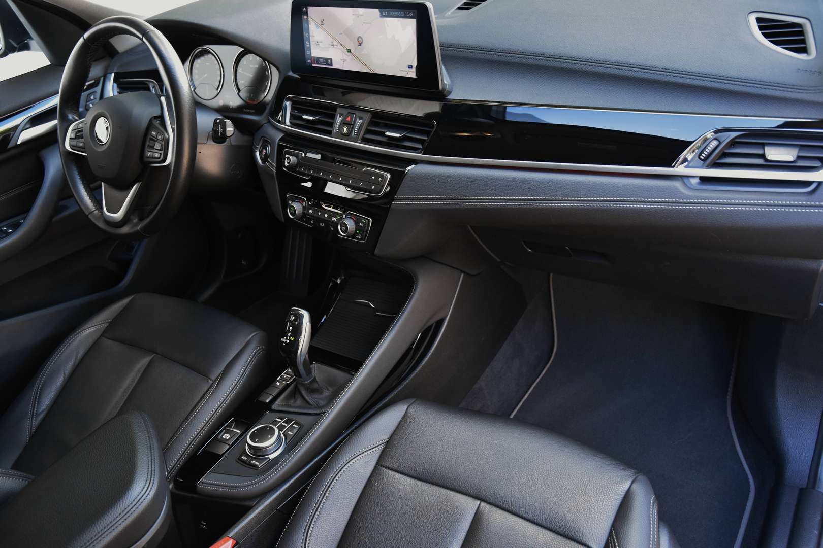 BMW X1 - 13