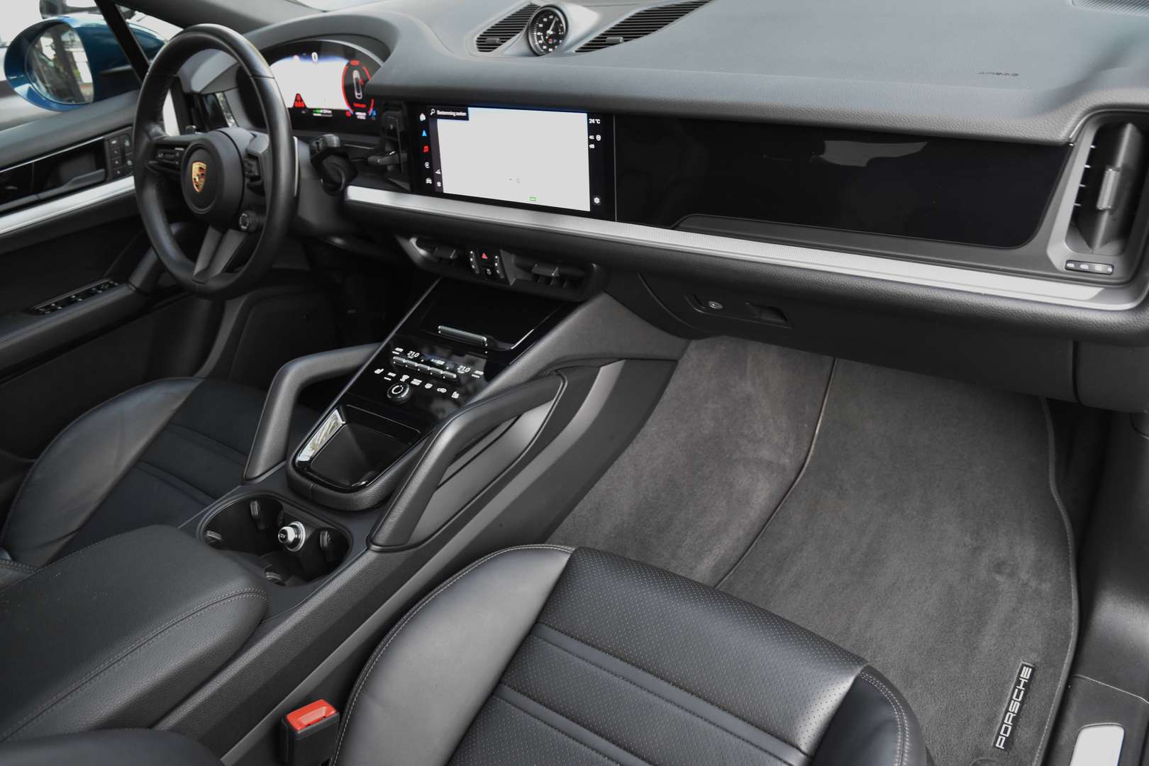 Porsche Cayenne - 13