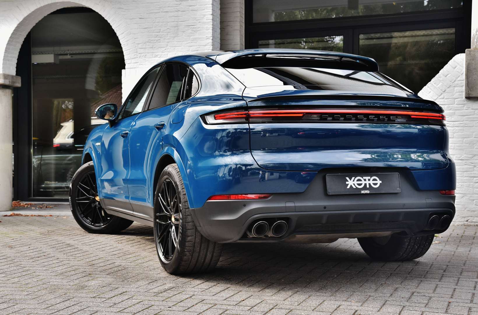 Porsche Cayenne - 16