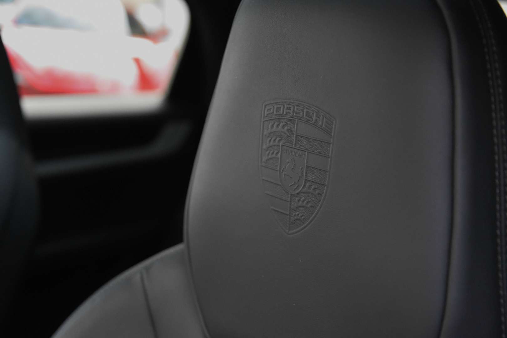 Porsche Cayenne - 21
