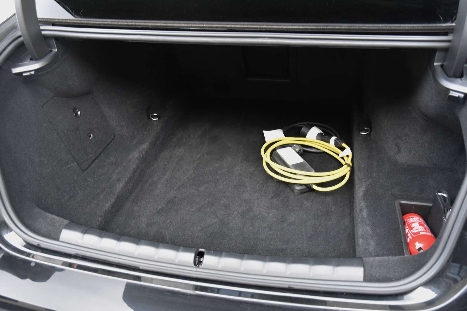 BMW 750 - 25