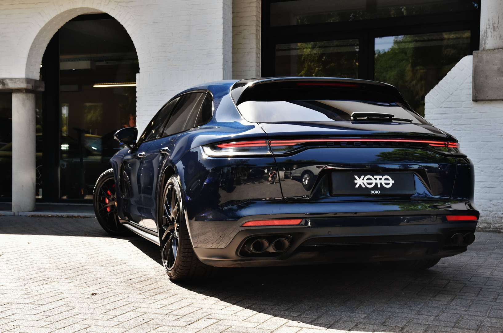 Porsche Panamera - 16