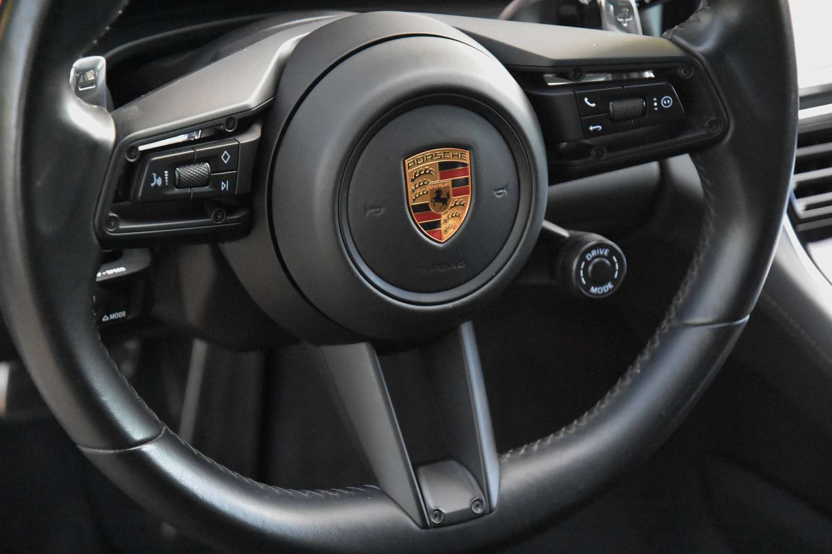 Porsche Panamera - 11