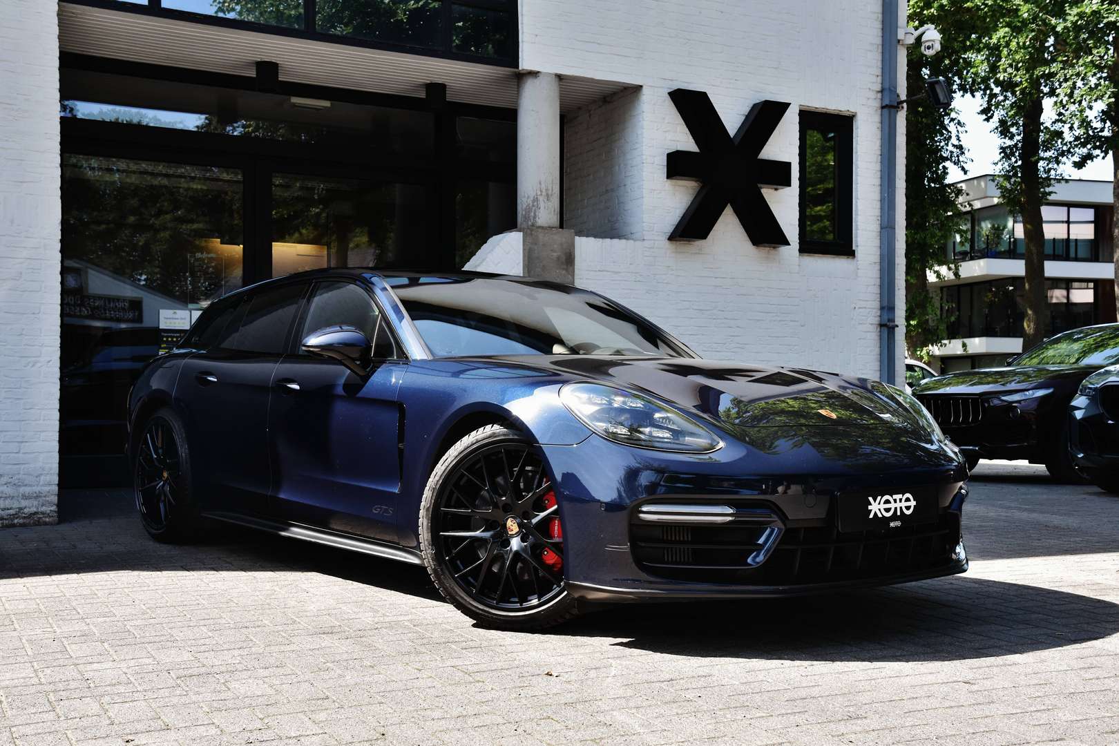 Porsche Panamera - 18