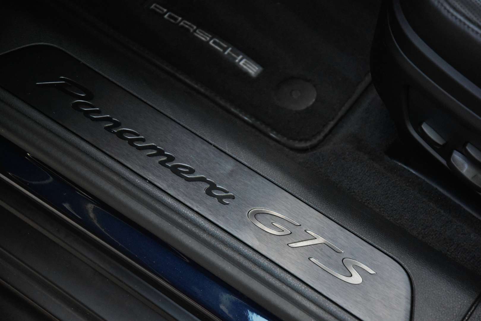 Porsche Panamera - 24