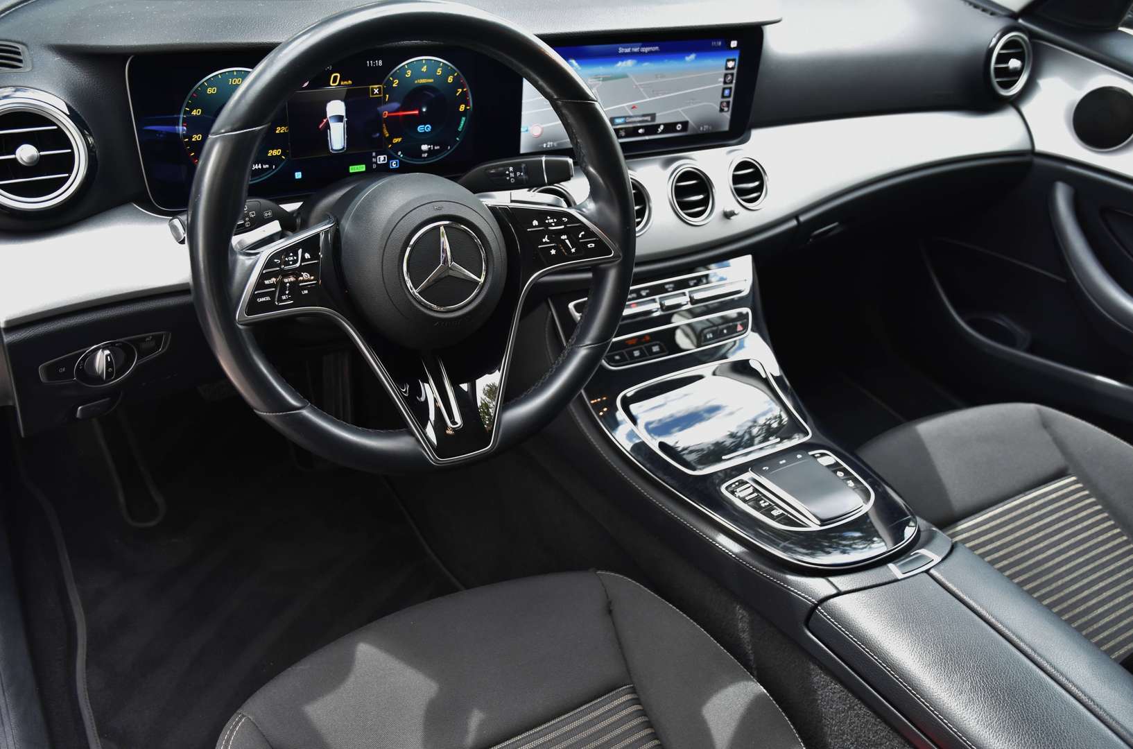 Mercedes-Benz E 300 - 4