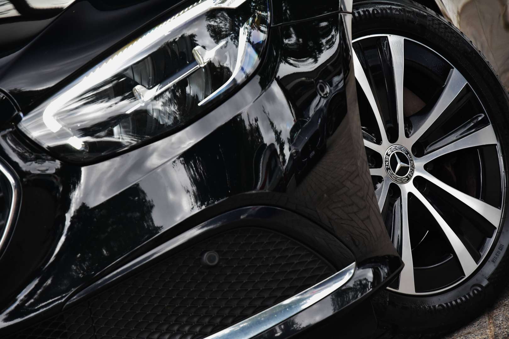 Mercedes-Benz E 300 - 7
