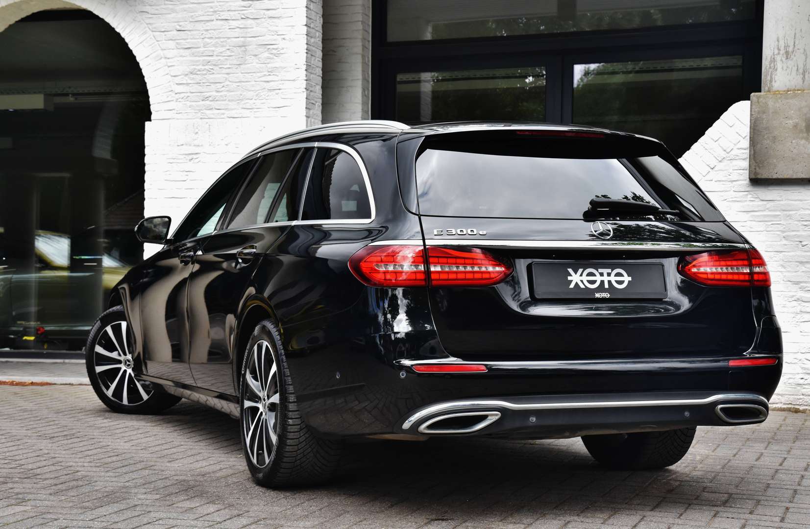 Mercedes-Benz E 300 - 15