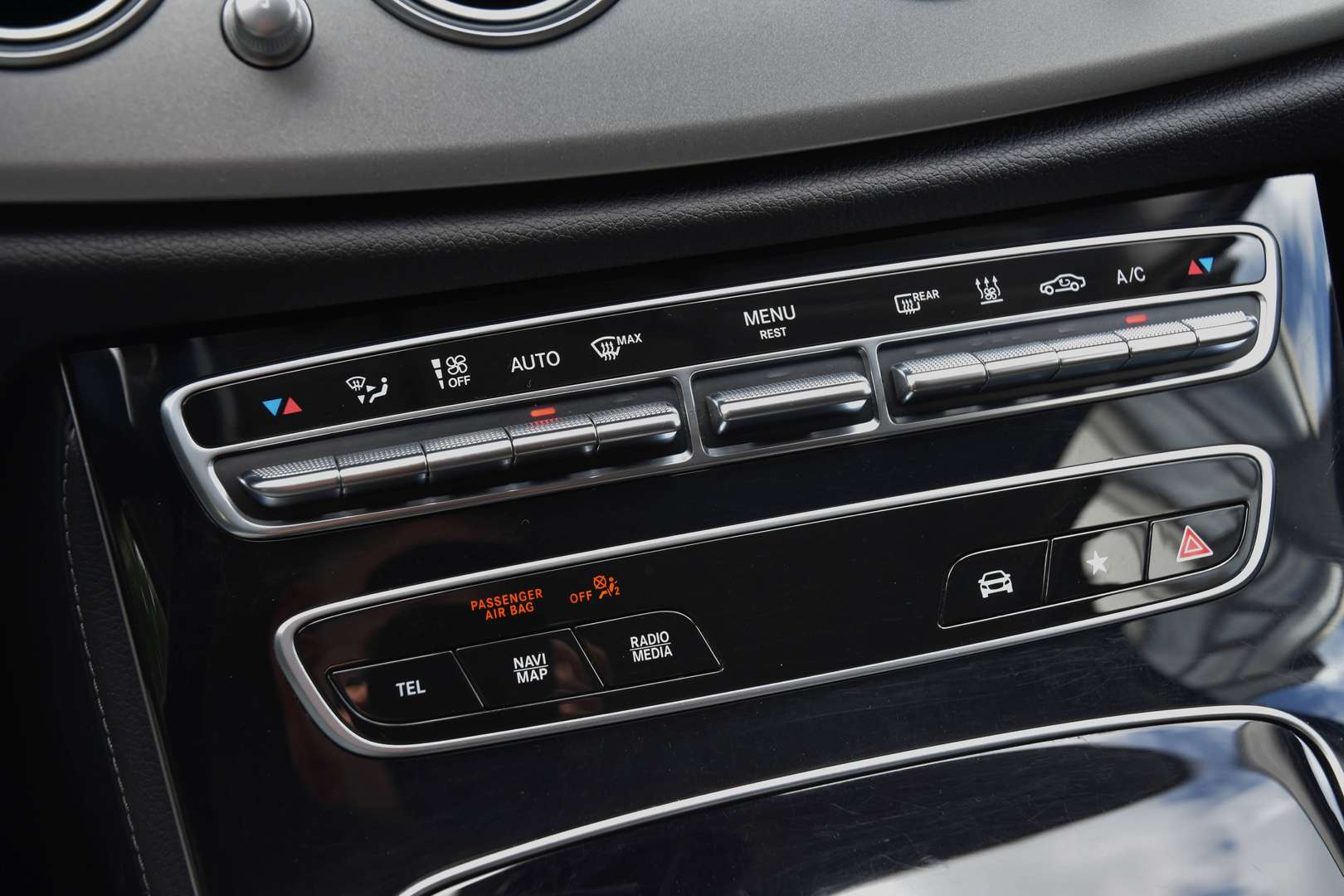 Mercedes-Benz E 300 - 26