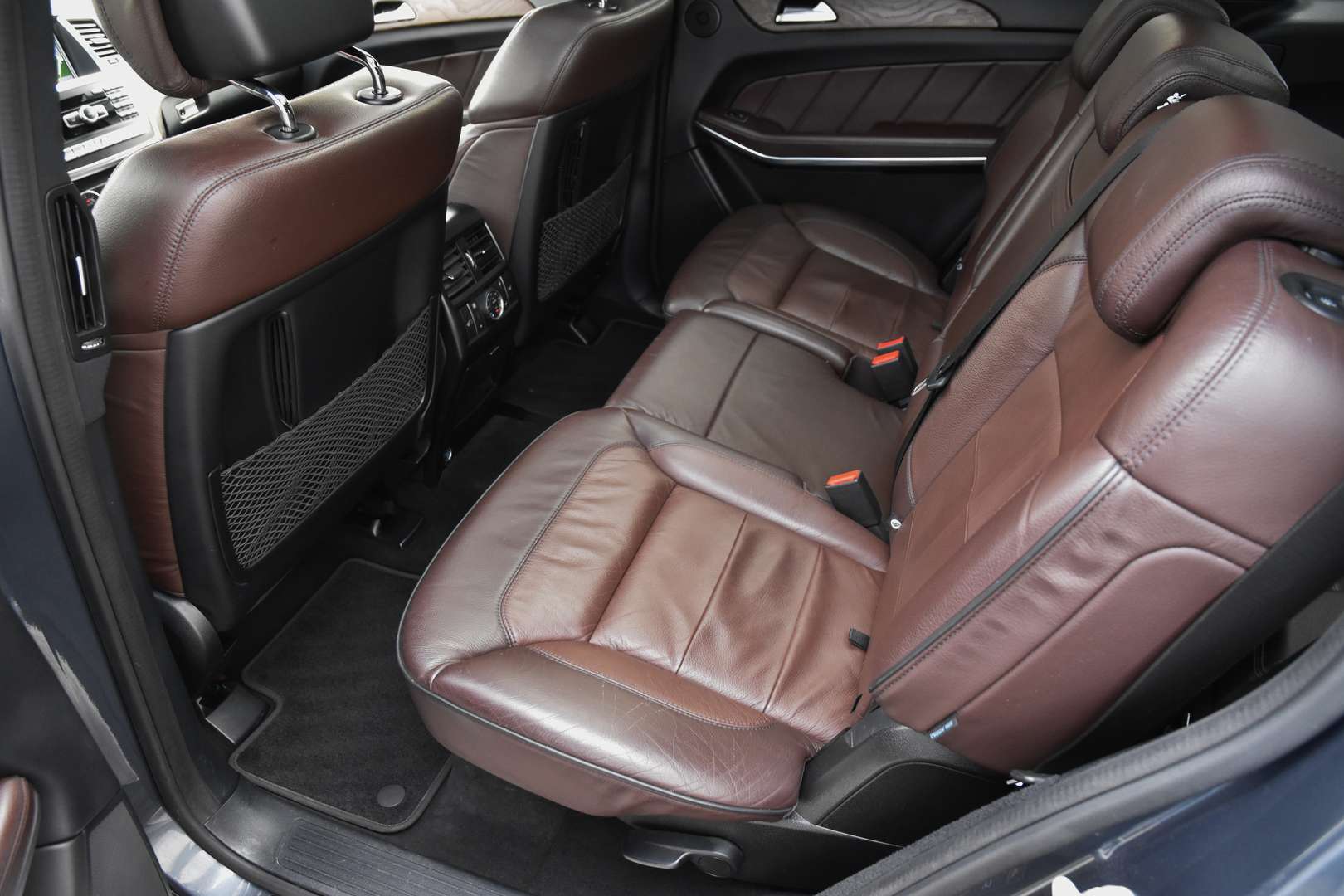 Mercedes-Benz GL 500 - 12