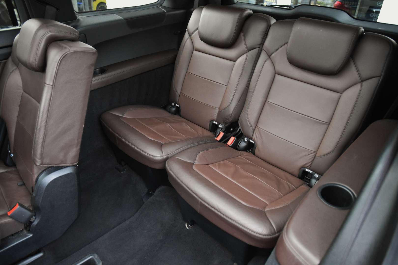 Mercedes-Benz GL 500 - 24