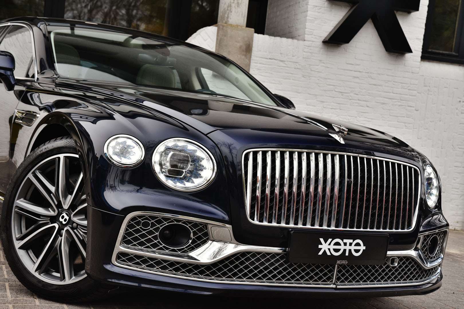 Bentley Flying Spur - 10