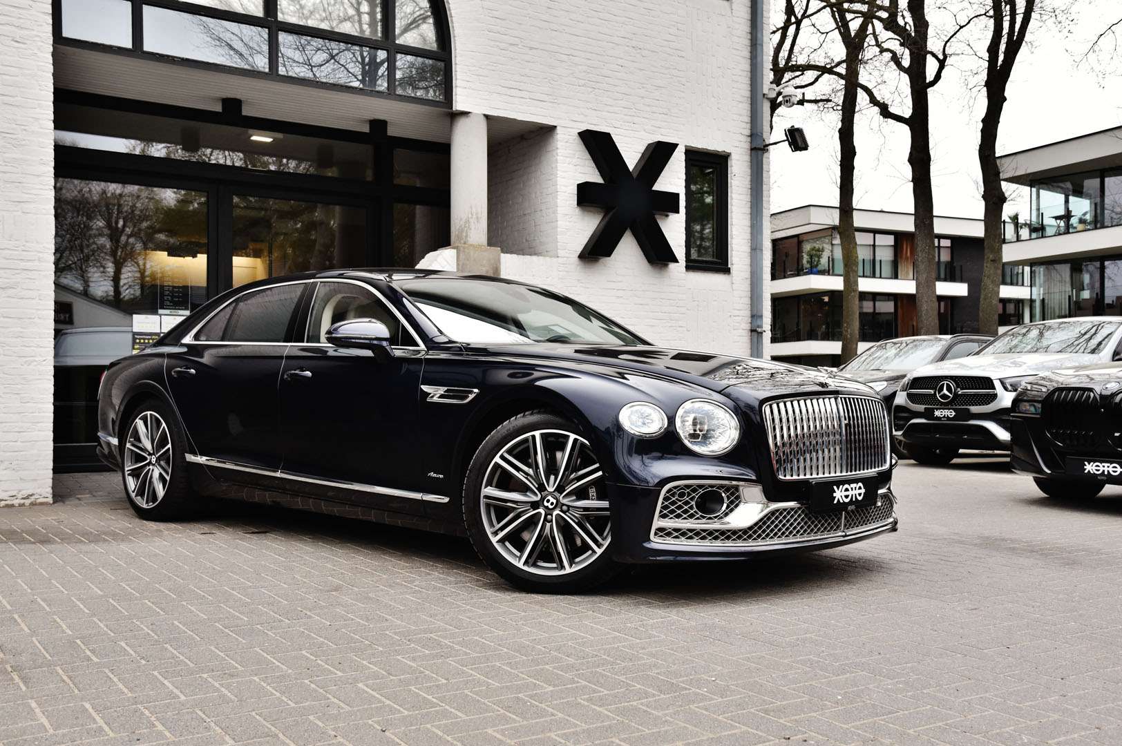 Bentley Flying Spur - 18