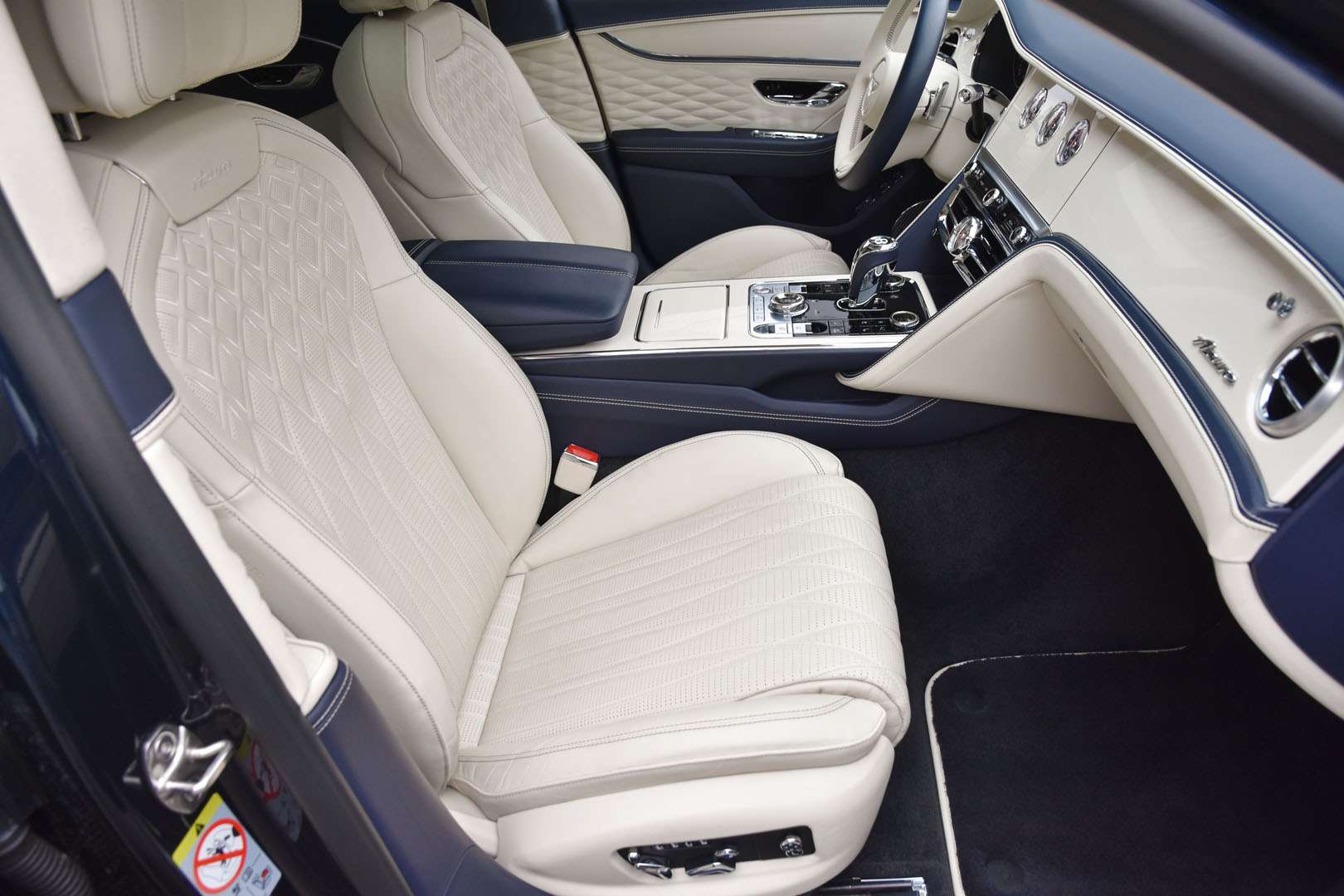 Bentley Flying Spur - 14