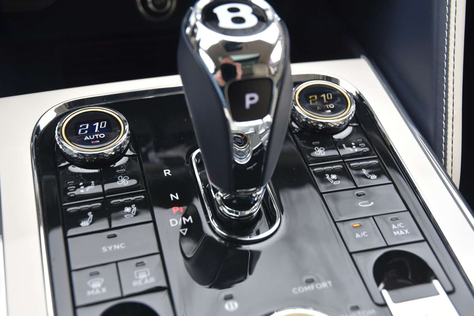 Bentley Flying Spur - 33
