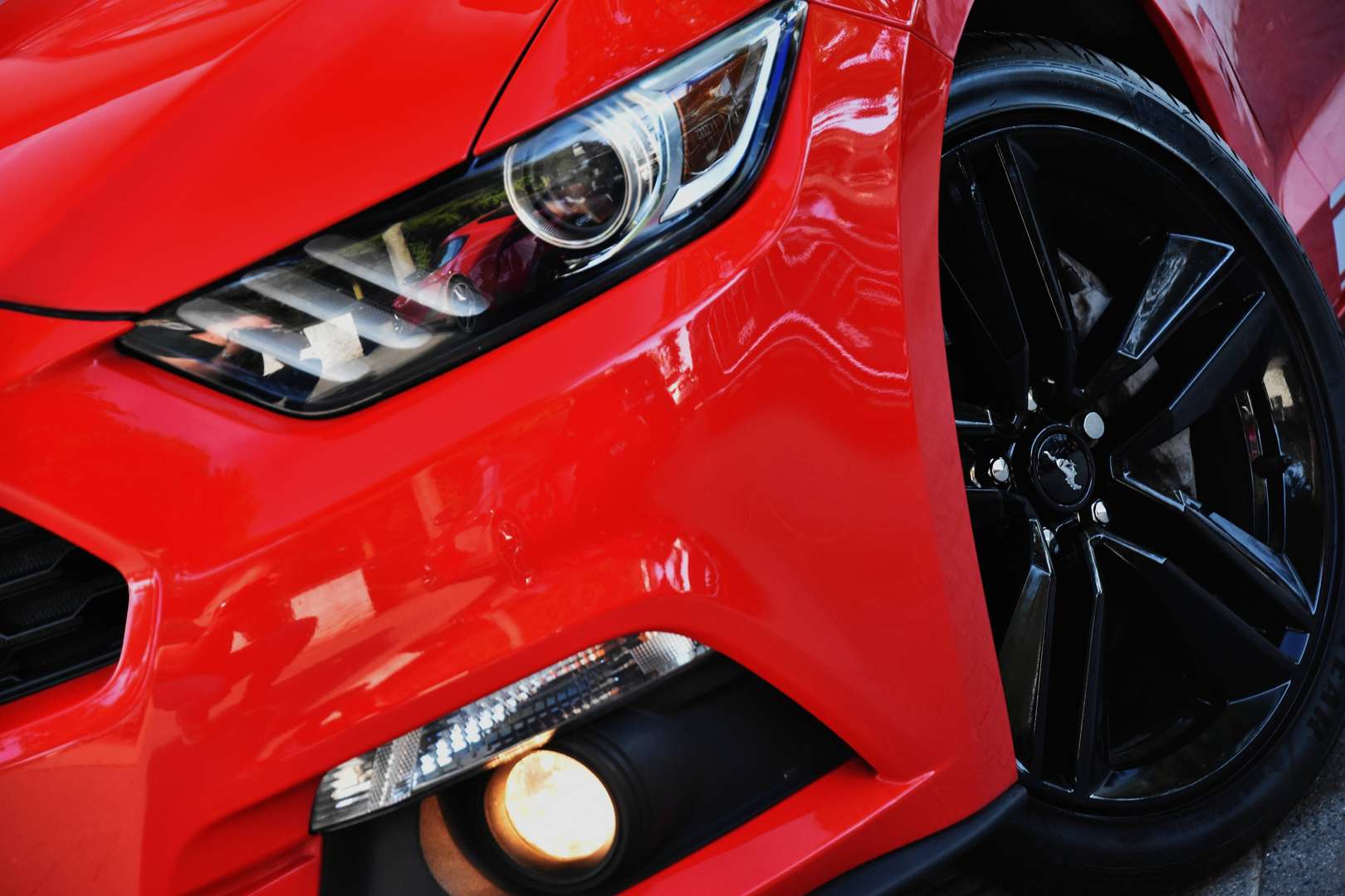 Ford Mustang - 7