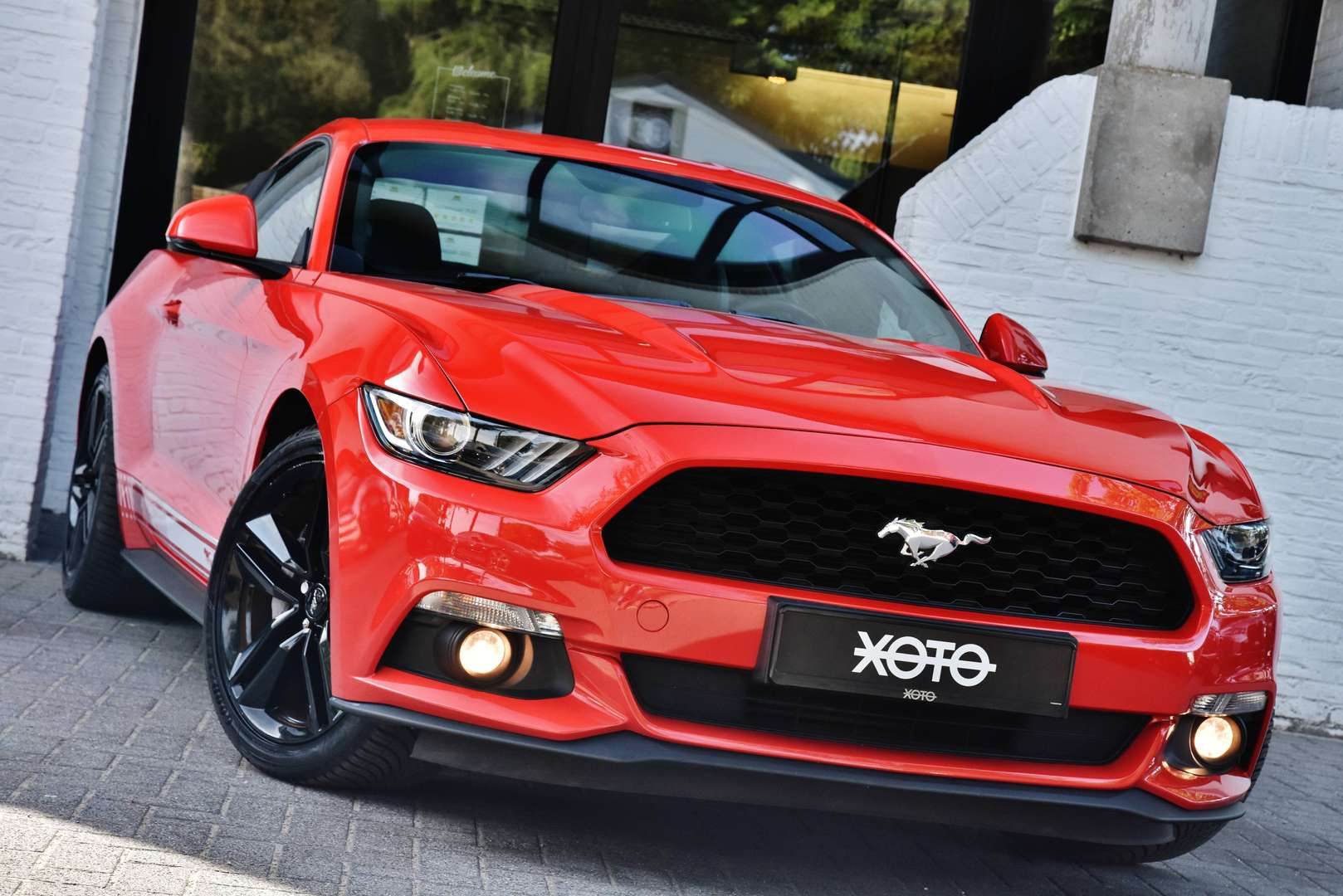Ford Mustang - 2
