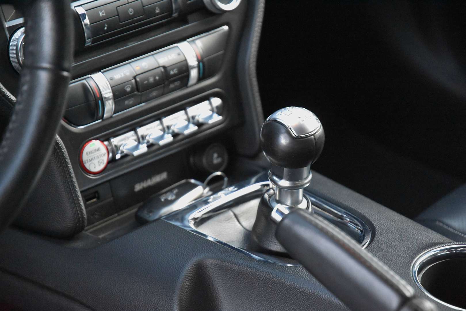 Ford Mustang - 20