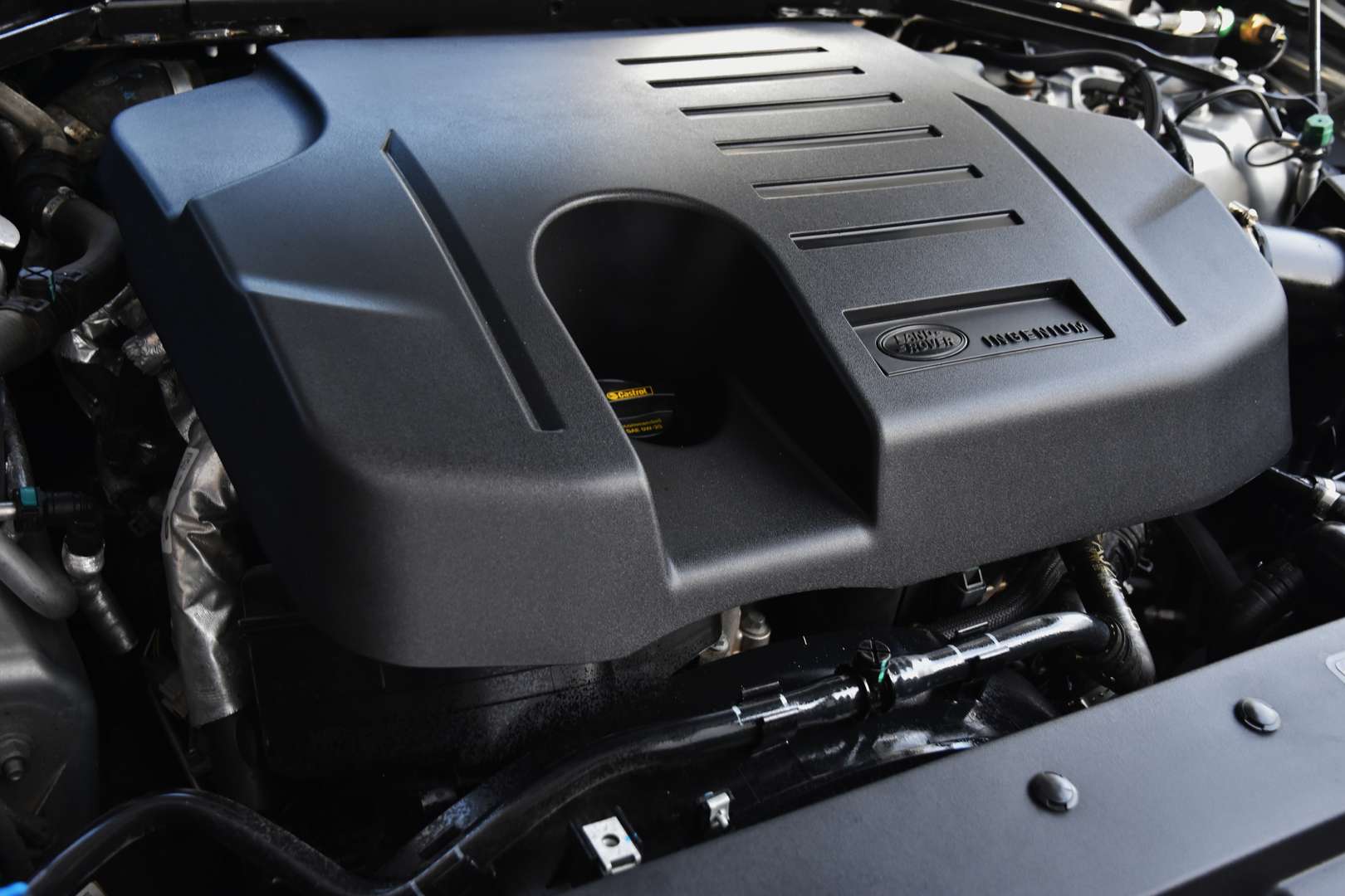 Land Rover Defender - 6
