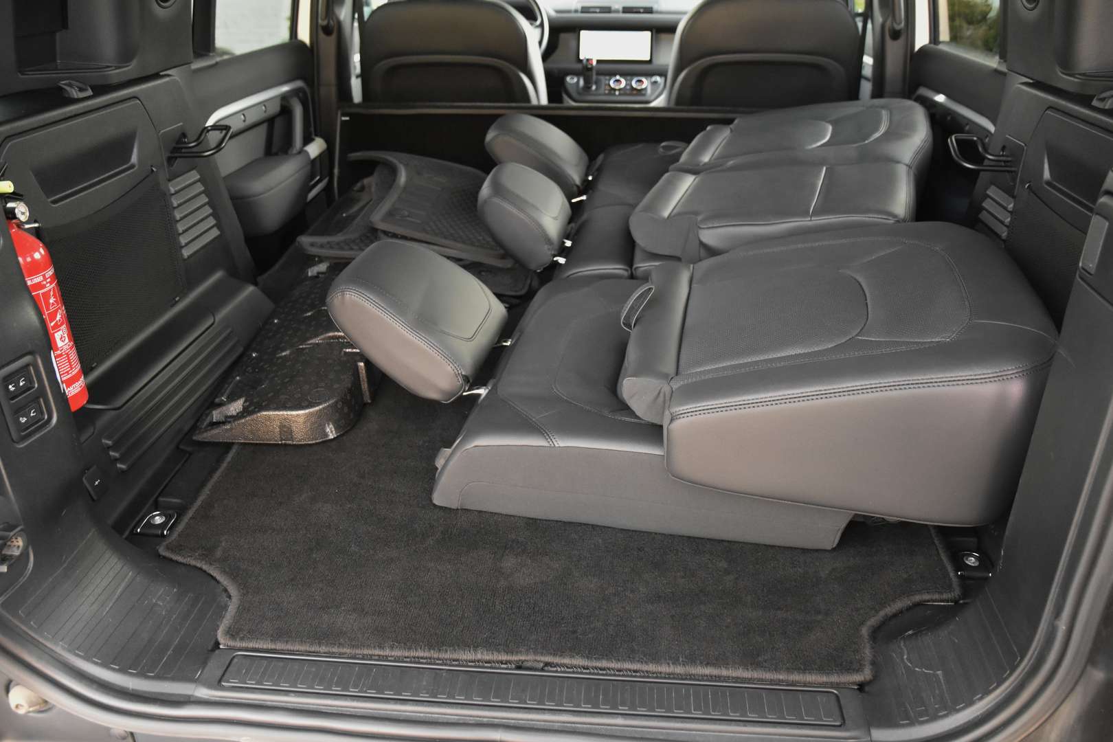 Land Rover Defender - 23