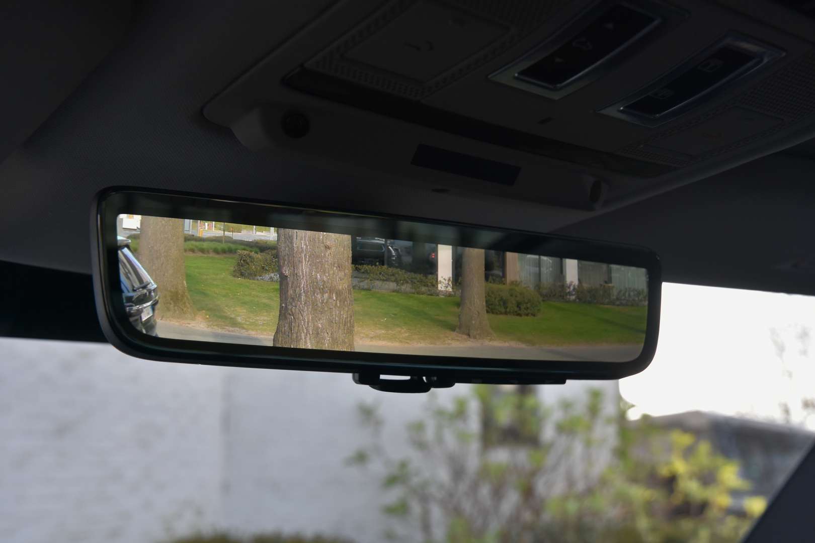 Land Rover Defender - 31