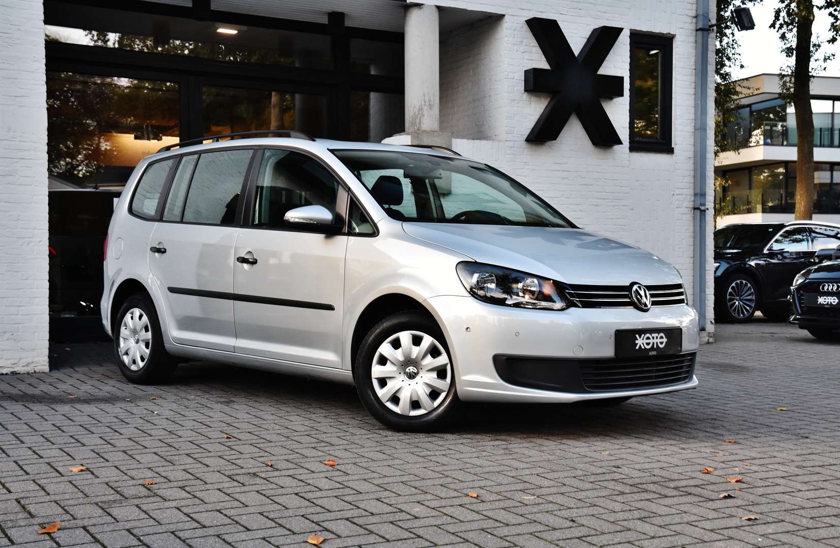 Volkswagen Touran - 15