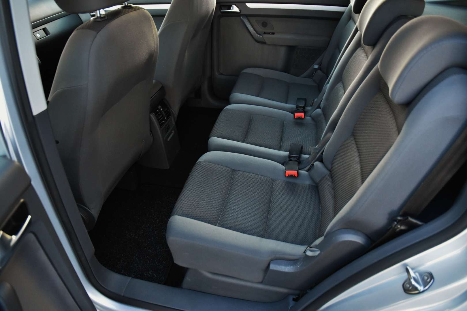 Volkswagen Touran - 20