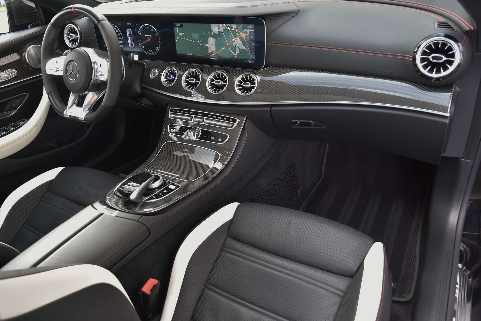Mercedes-Benz E 53 AMG - 13