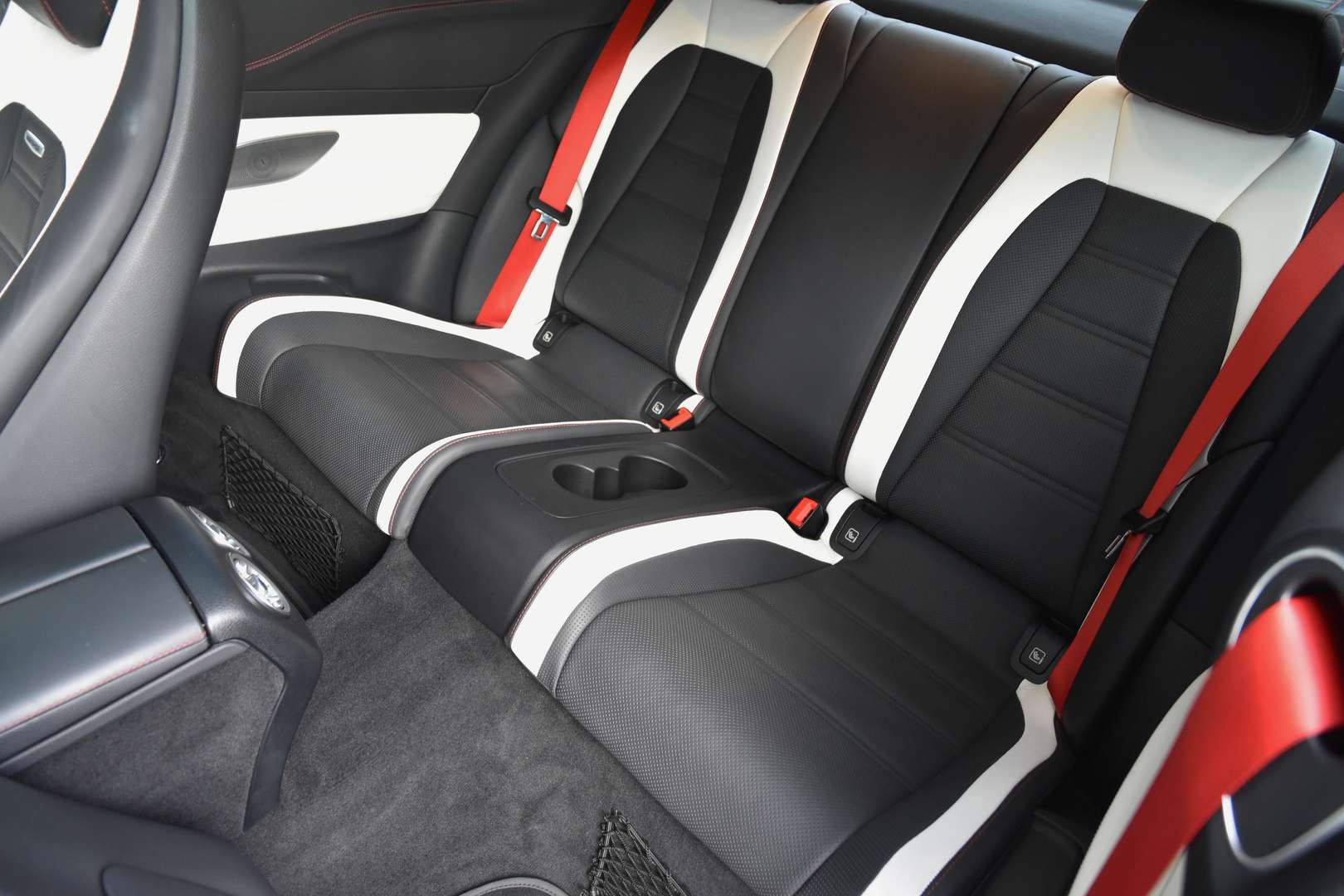 Mercedes-Benz E 53 AMG - 12