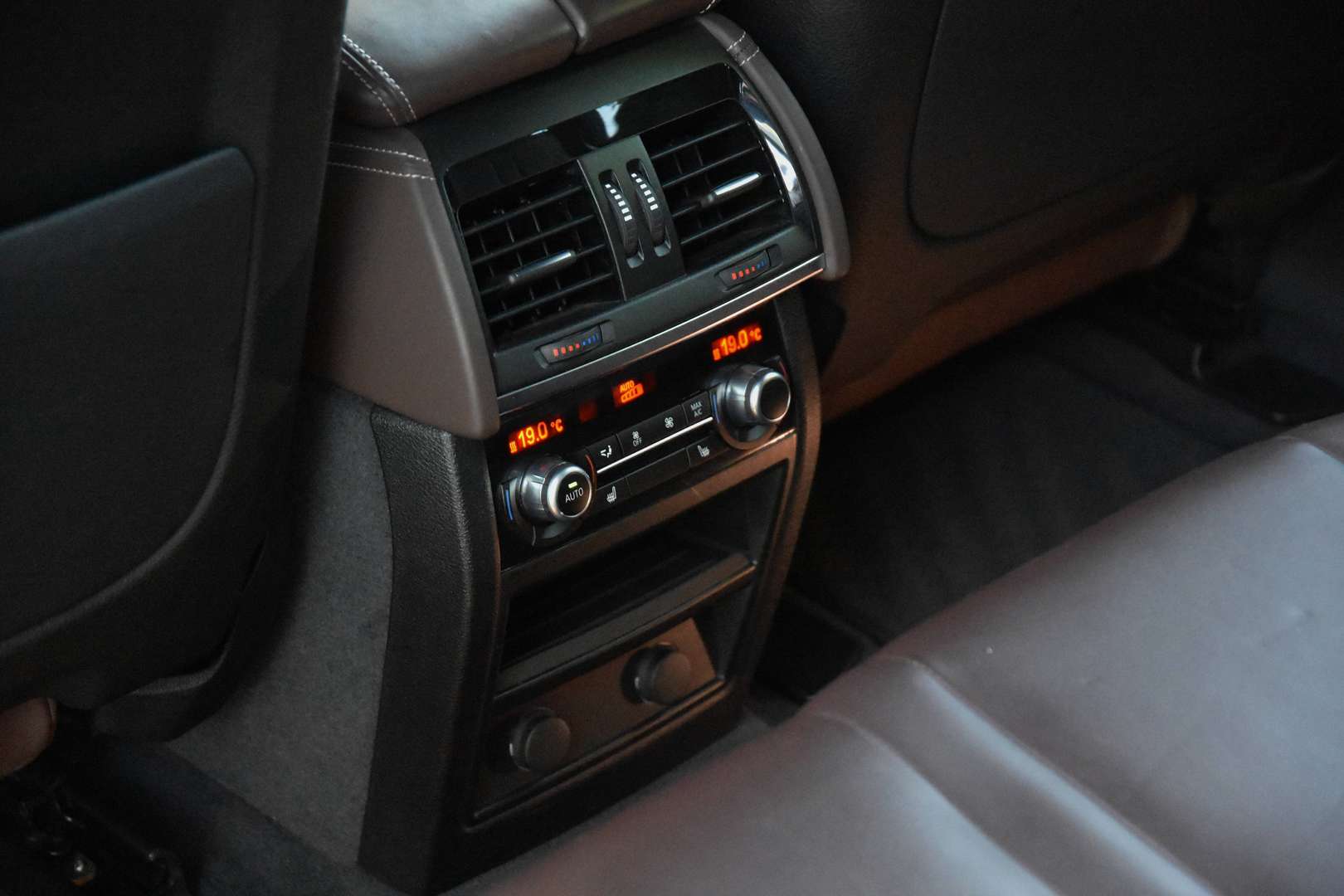 BMW X5 M50d - 24