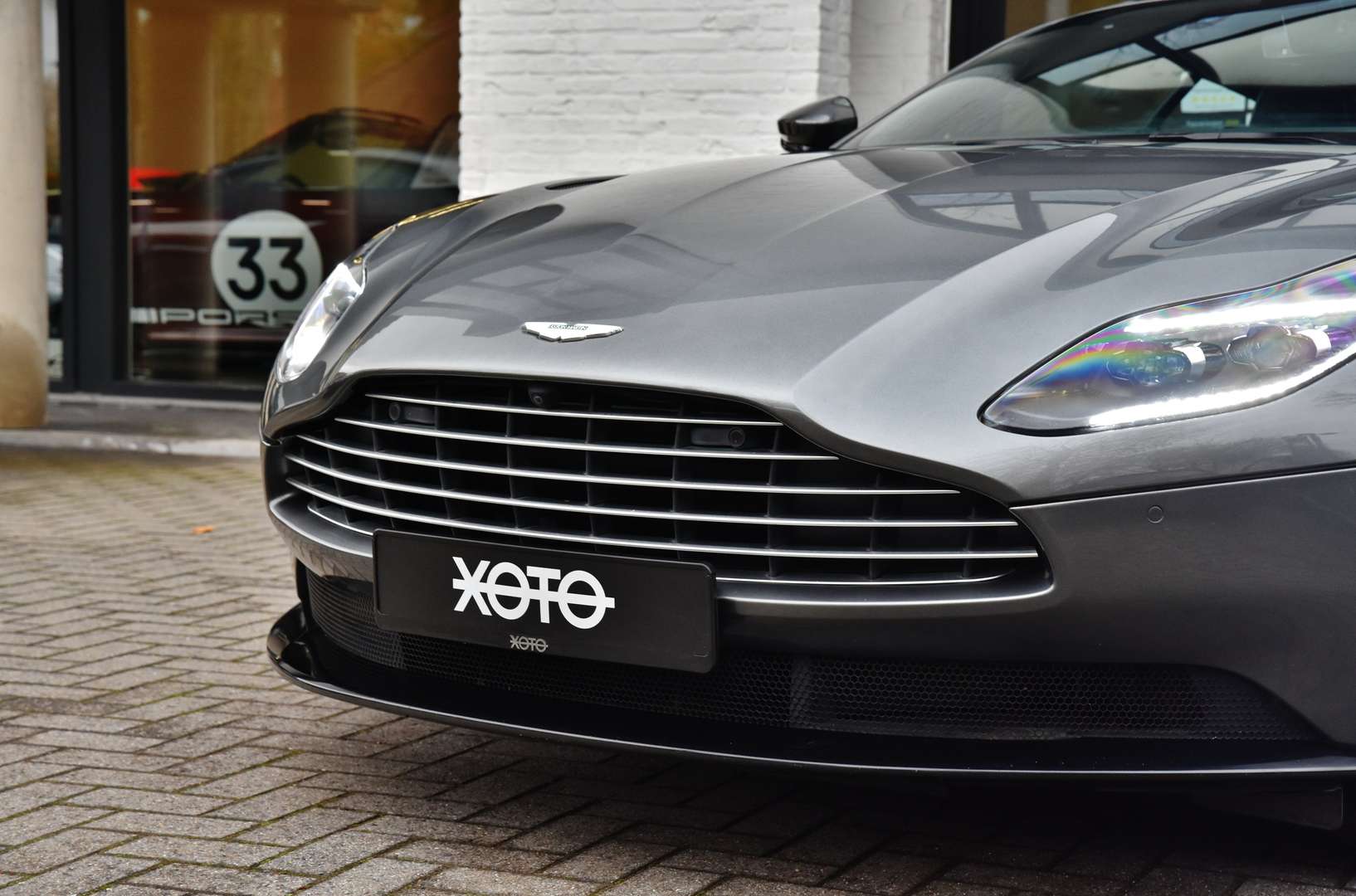 Aston Martin DB11 - 19