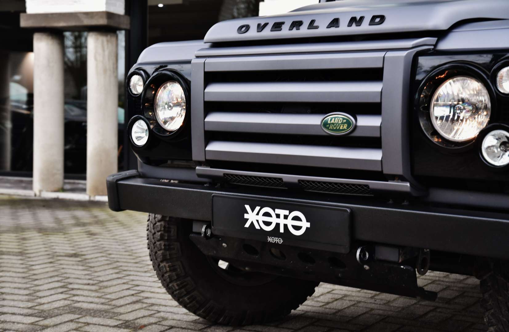 Land Rover Defender 110 - 18