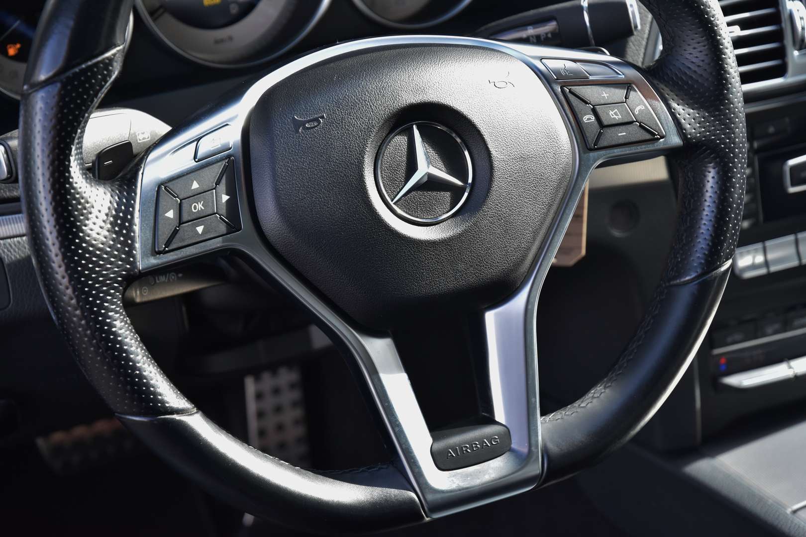 Mercedes-Benz E 220 - 11