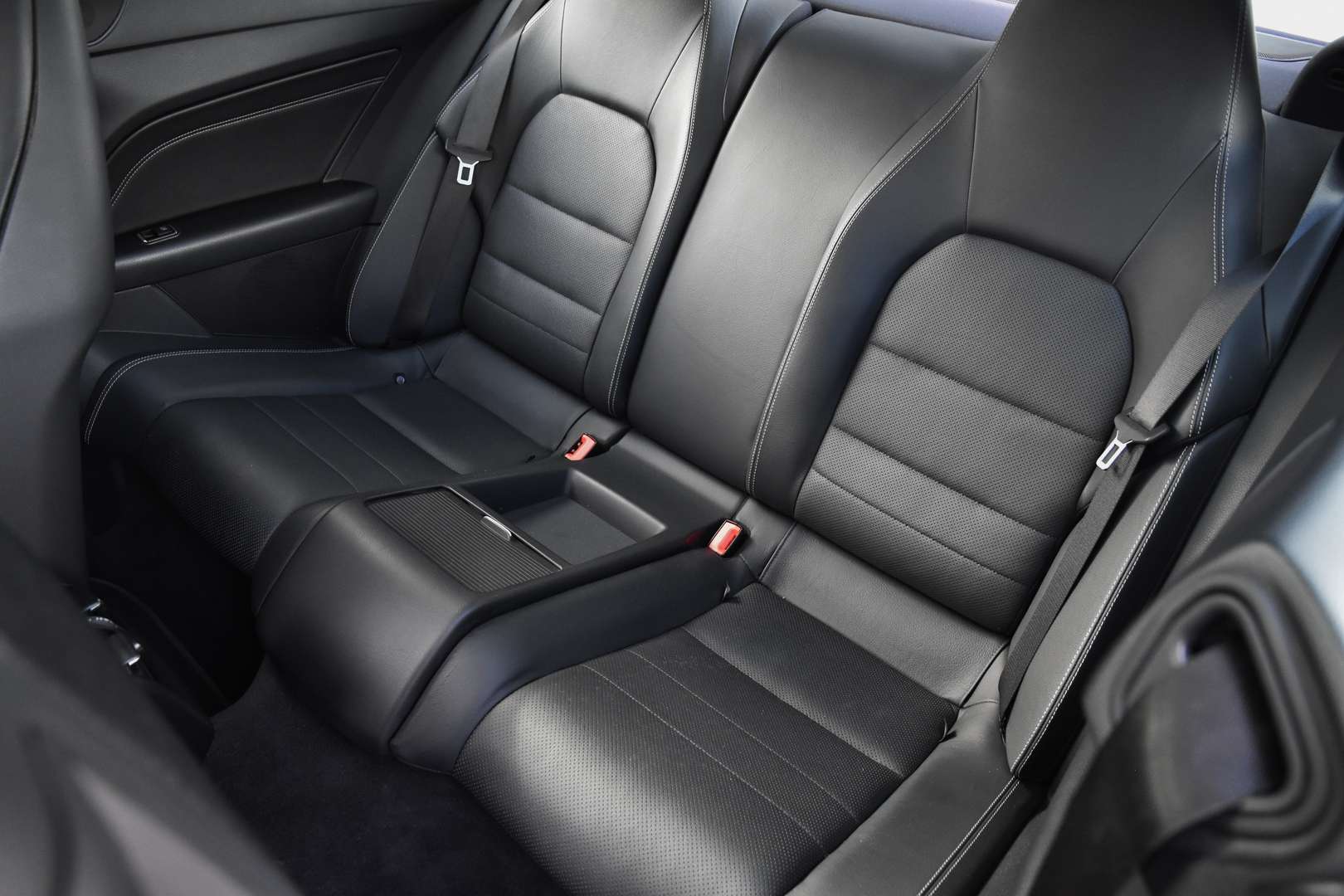 Mercedes-Benz E 220 - 12