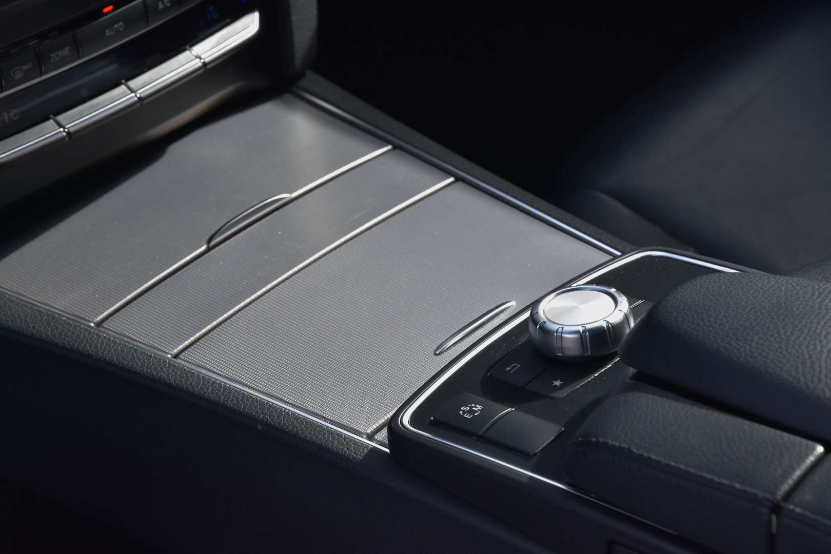 Mercedes-Benz E 220 - 21