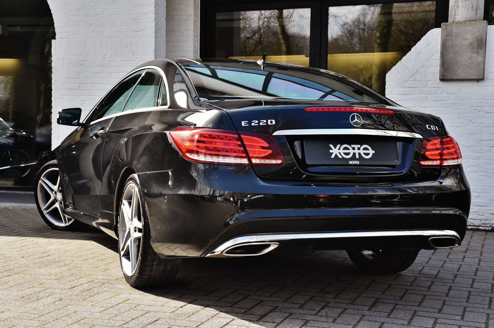 Mercedes-Benz E 220 - 16