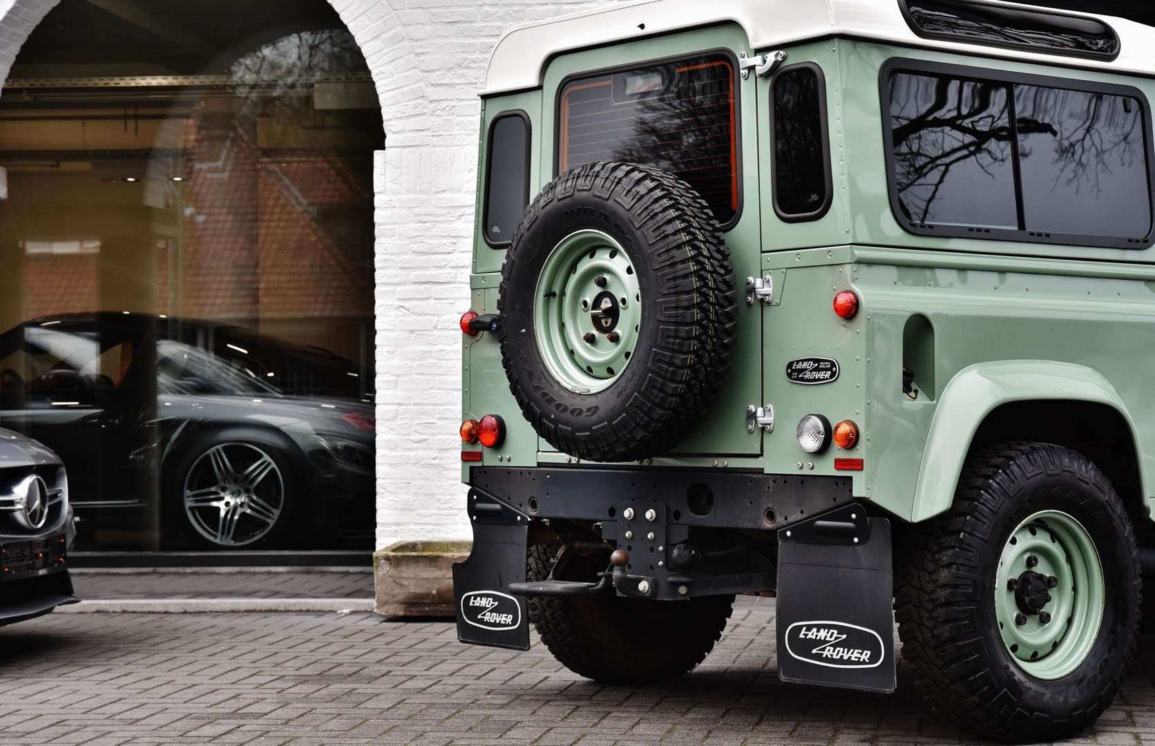 Land Rover Defender 90 - 16